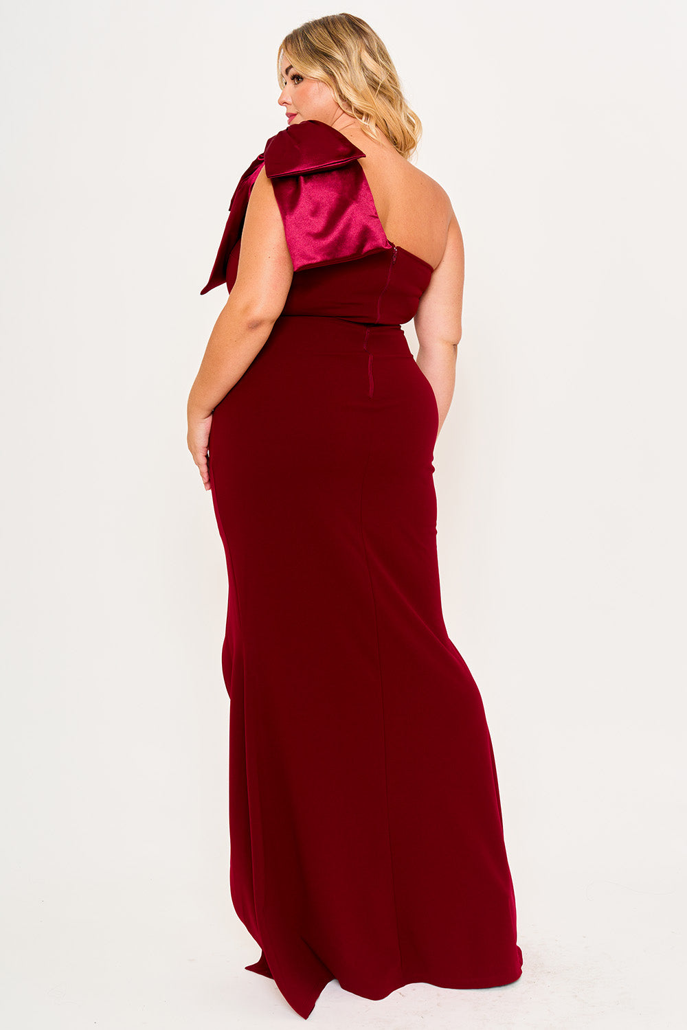 Symphony Dress - Fabric Contrast Of Techno Crepe And Satin Plus Size Maxi Dress | Zezebe